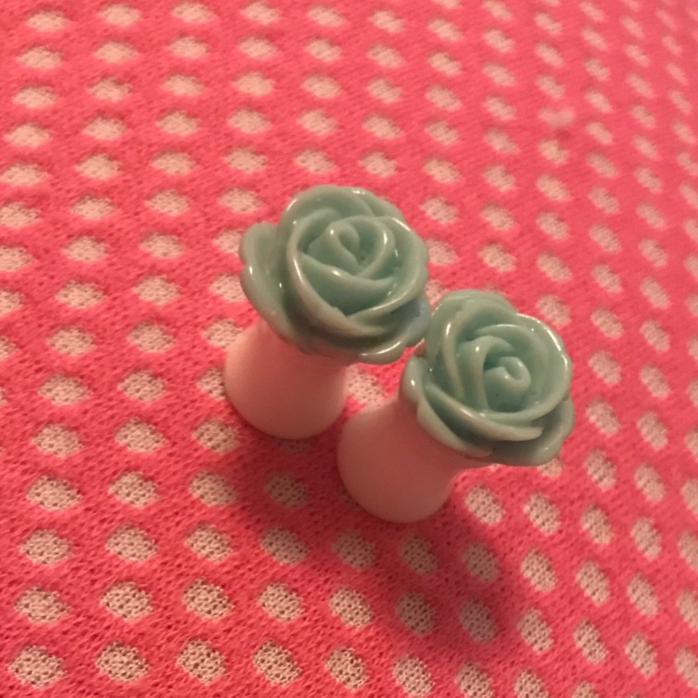 rose plugs